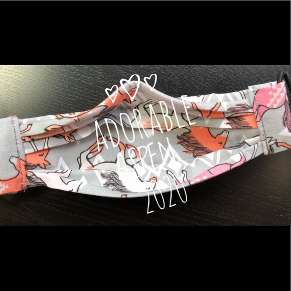 KIDS SIZE - WILD HORSES 🐴🐴🐴FACE MASKS! - Picture 3 of 7